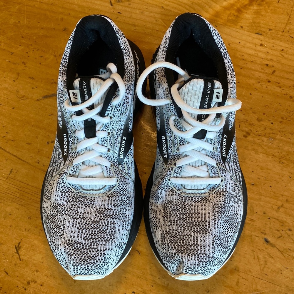 Brooks Adrenaline GTS 21